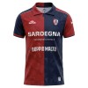Jalkapallo Pelipaidat/Peliasut Cagliari Calcio Kotipelipaita 2026-27 Jalkapallo Pelipaidat/Peliasut Cagliari Calcio Kotipelipaita 2026-27